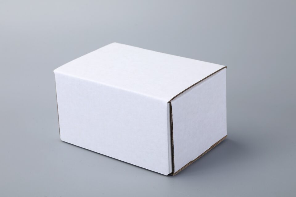 Foldable corrugated box
