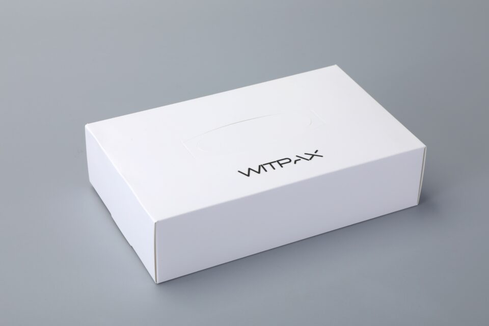 Folding carton for tissue